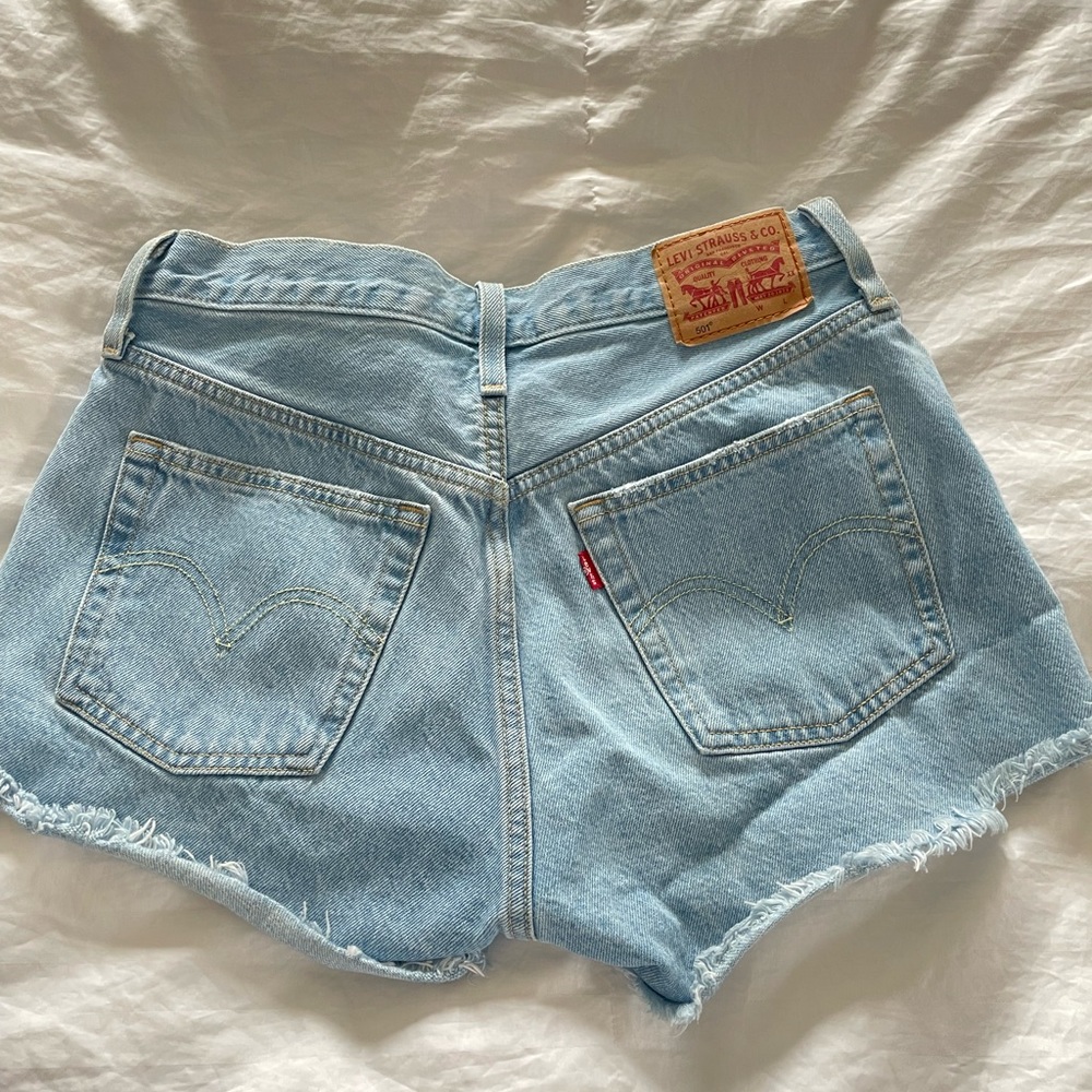 LEVIS jean shorts